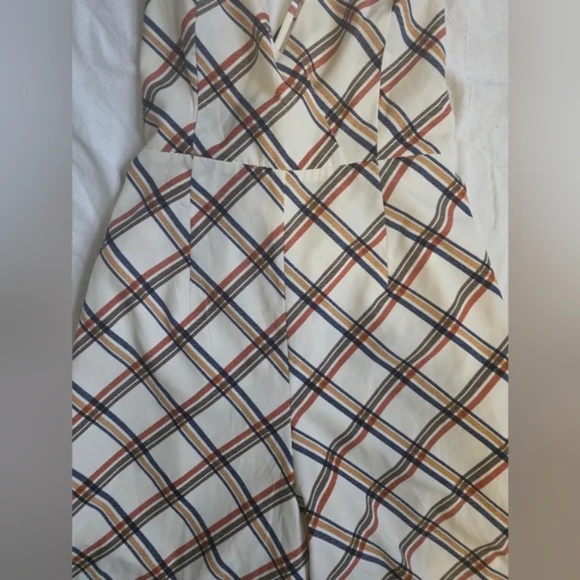 Plaid Jumpsuit with Gorgeous White and Brown - Picture 4 of 11